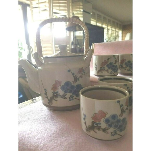 Vintage Pottery Stoneware Japanese Tea set, flower design in cobalt blue 8 piece - Picture 8 of 8